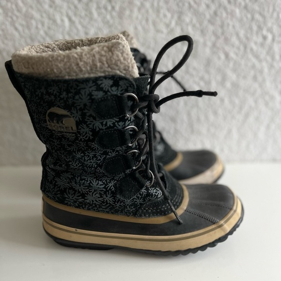 womens Sorel Snowflake Black Waterproof Snow Boots NL1715-011 Size 6 - Picture 1 of 7